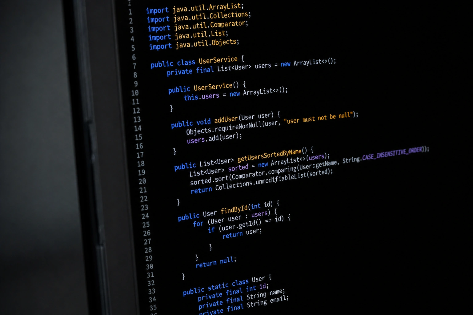 Close-up de código Java em uma tela de computador